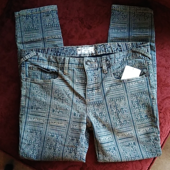 HOST PICK! ❤️Free People pattern jeans - Picture 2 of 8